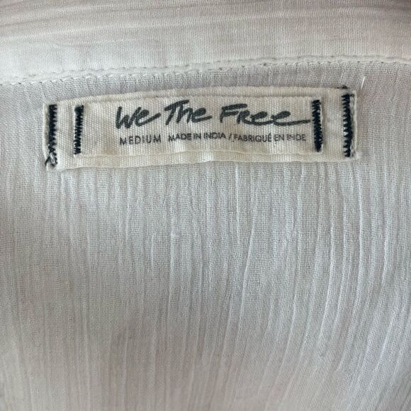 NWOT We The Free Button Down Shirt Size M - Picture 8 of 9